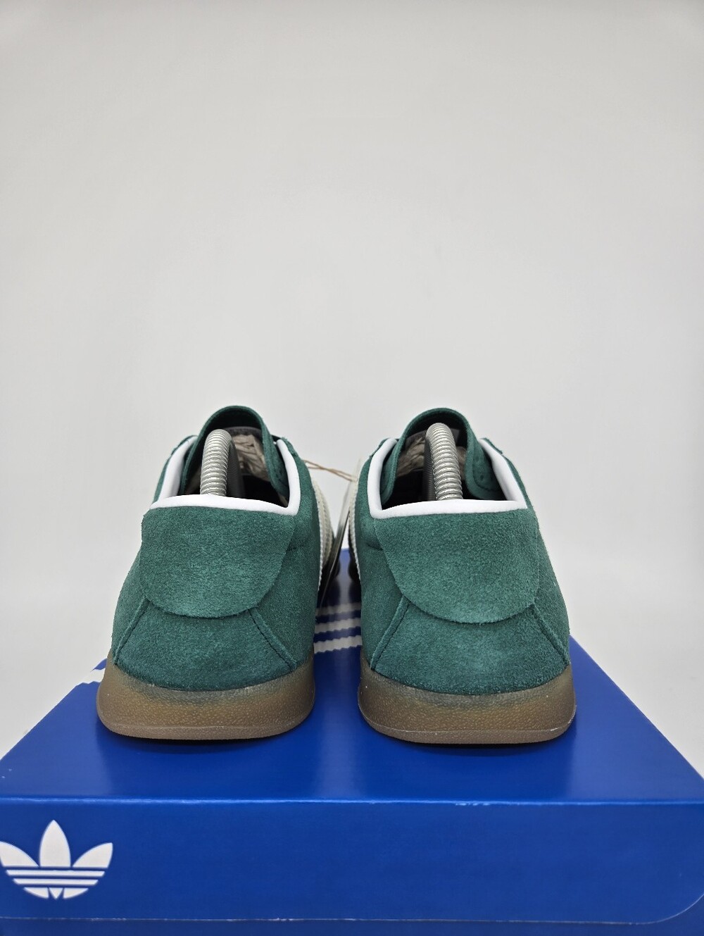 adidas Women's Gazelle Lo Pro JS1310 Collegiate Green White Gum Shoes Size 8 - Picture 4 of 8
